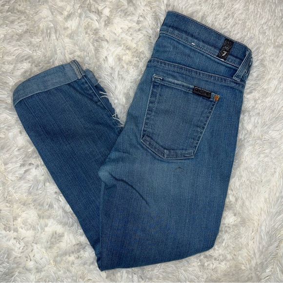 7 For All Mankind Jeans Woman’s "The Skinny" Crop & Roll Medium Wash Size 26 - Picture 1 of 9
